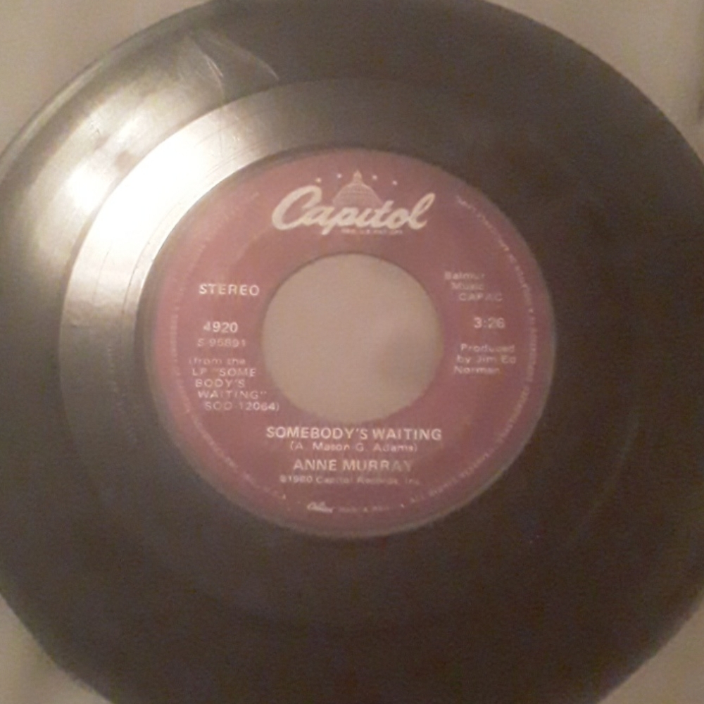 1980 Anne murry Capitol  somebody's waiting